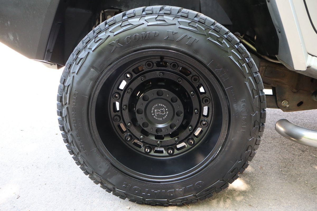 Used 2009 HUMMER H2 Luxury AWD/4WD image 40