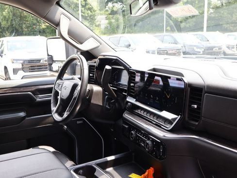 Certified 2024 Chevrolet Silverado 2500 LTZ w/ LTZ Plus Package AWD/4WD image 46