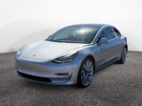 Used 2018 Tesla Model 3 Performance image 1