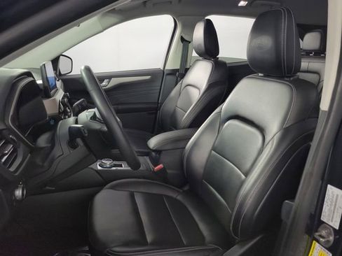 Used 2022 Ford Escape SEL w/ Technology Package FWD image 14