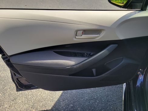 Certified 2022 Toyota Corolla LE image 15