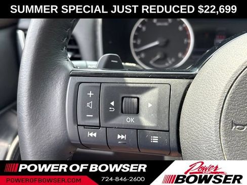 Used 2023 Nissan Rogue SV w/ SV Premium Package AWD/4WD image 19