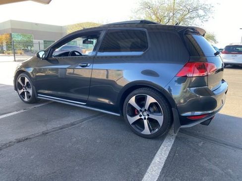 Used 2015 Volkswagen Golf 2-Door image 2