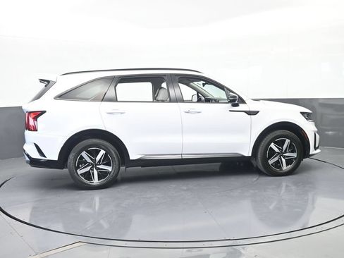 Used 2023 Kia Sorento EX FWD image 7