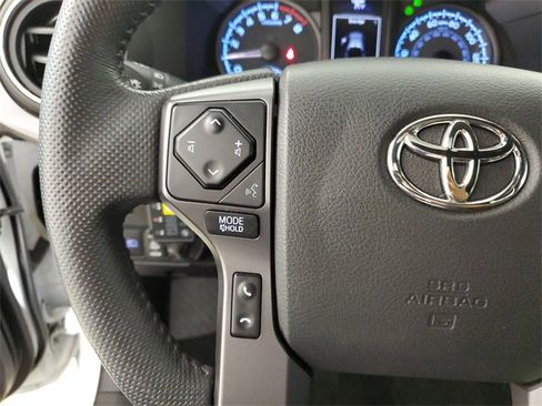 Used 2023 Toyota Tacoma TRD Sport image 23