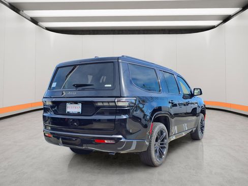 New 2026 Jeep Grand Wagoneer Summit image 6