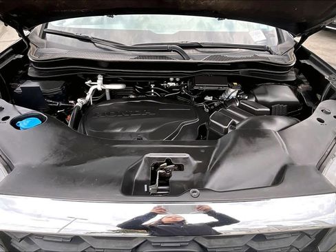 Used 2023 Honda Passport EX-L image 12