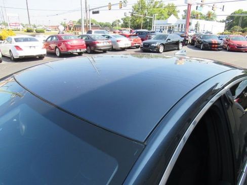 Used 2019 Chevrolet Malibu LT w/ Driver Confidence Package image 7