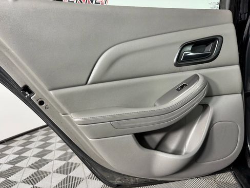 Used 2015 Chevrolet Malibu LS image 38