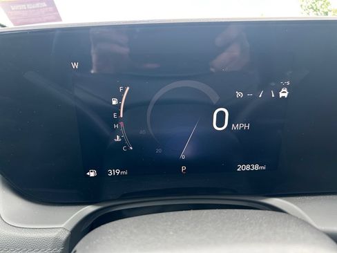 Used 2025 Buick Encore GX Preferred AWD/4WD image 14
