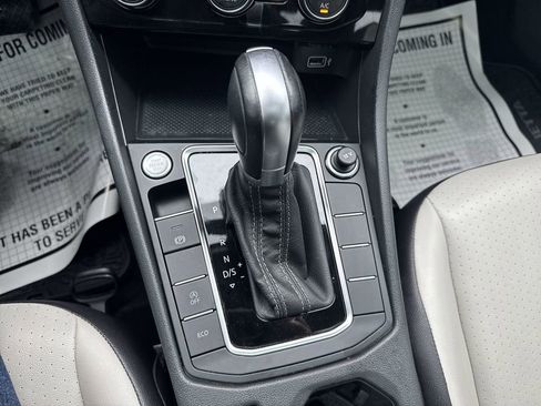 Used 2019 Volkswagen Jetta R-Line image 19