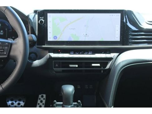 Used 2025 Toyota Camry SE w/ Multimedia Upgrade Package image 16