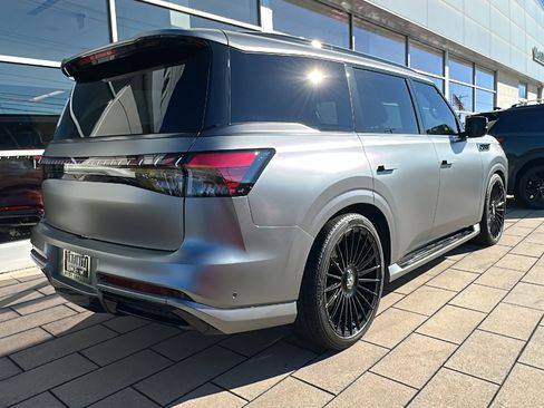 New 2026 INFINITI QX80 4WD image 7