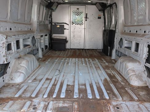 Used 2017 Ford Transit 350 148 Low Roof w/ Exterior Upgrade Package image 35