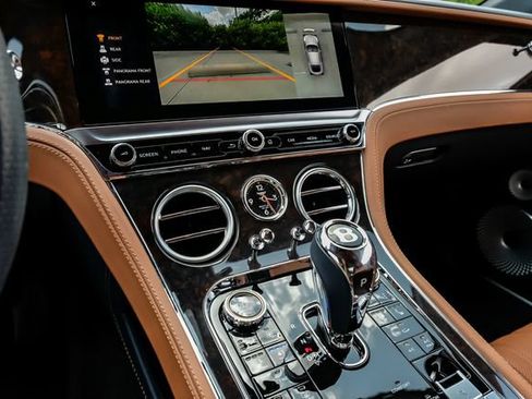 Used 2021 Bentley Continental GT AWD/4WD image 30