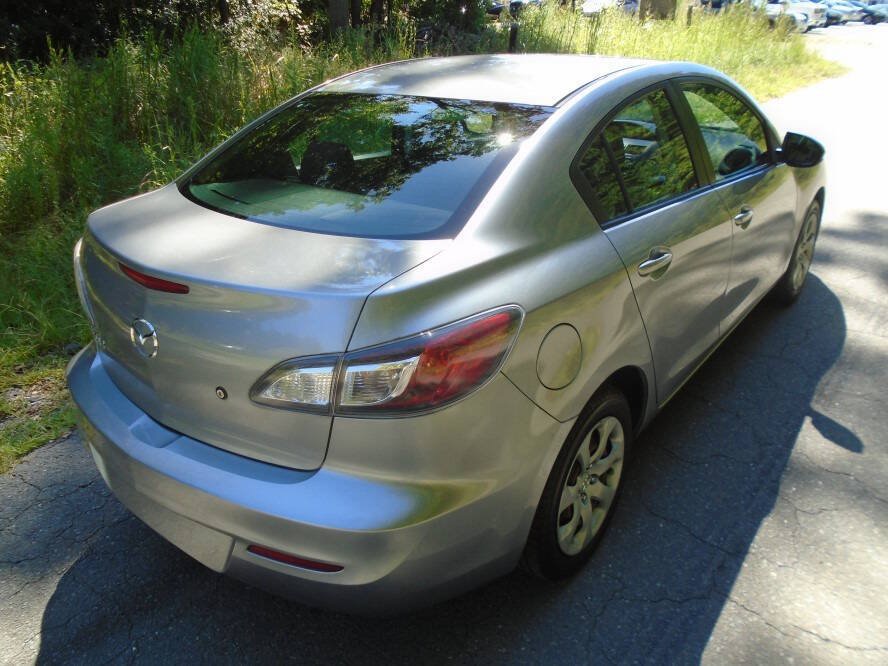Used 2013 MAZDA MAZDA3 i SV FWD image 5