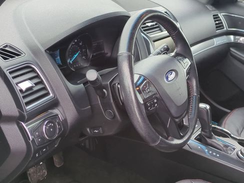 Used 2016 Ford Explorer Sport w/ Equipment Group 401A image 10