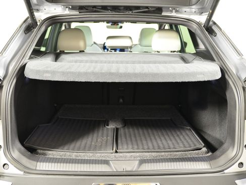 Used 2025 Volkswagen ID.4 S Limited image 22