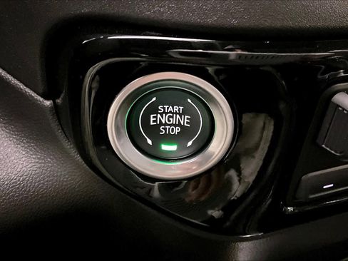 Certified 2025 GMC Sierra 1500 Elevation w/ Preferred Package image 34