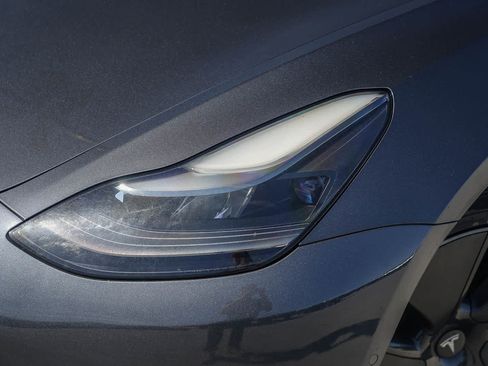 Used 2022 Tesla Model 3 Long Range AWD/4WD image 2