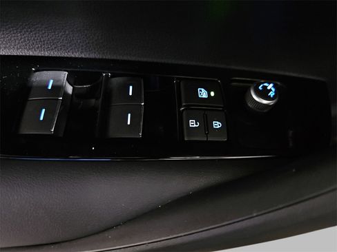 Used 2020 Toyota Corolla SE image 32