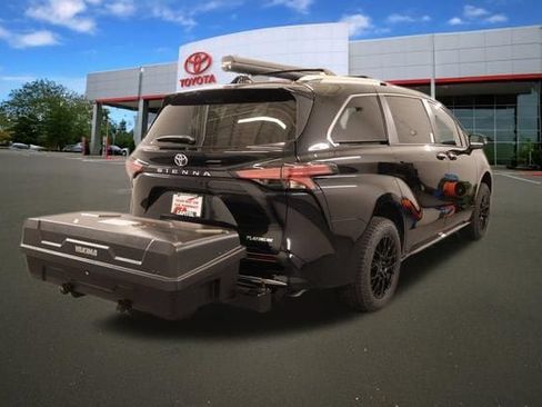New 2026 Toyota Sienna Platinum AWD/4WD image 6
