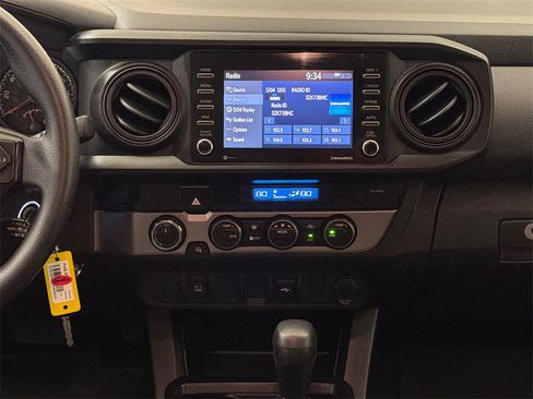 Used 2022 Toyota Tacoma SR image 14