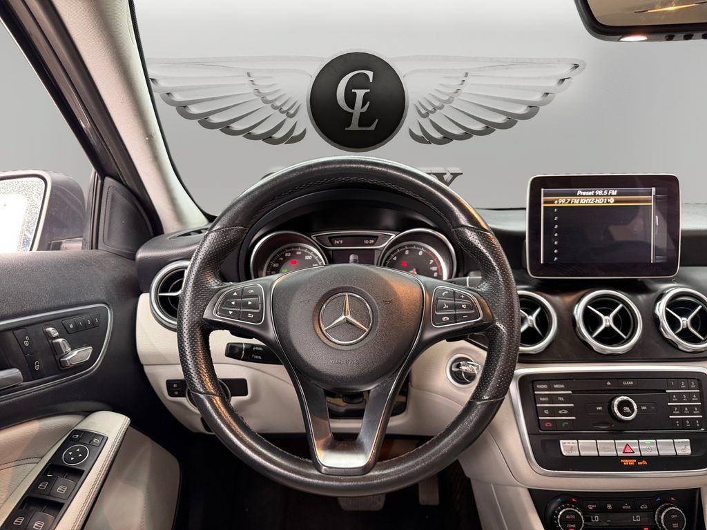 Used 2019 Mercedes-Benz GLA 250 w/ Premium Package image 12