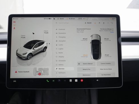 Used 2022 Tesla Model Y Long Range image 60