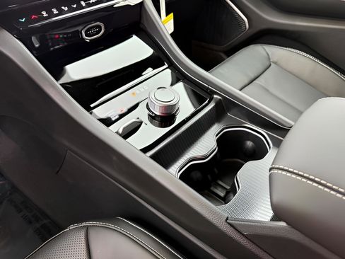 New 2026 Jeep Grand Cherokee Limited AWD/4WD image 25