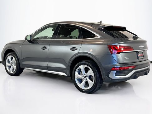Used 2022 Audi Q5 2.0T Premium Plus w/ Premium Plus Package AWD/4WD image 7