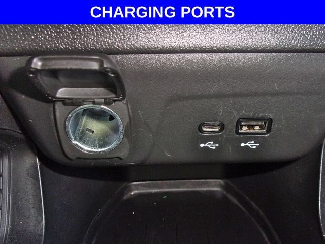 Certified 2024 Chevrolet TrailBlazer LT w/ LT Cold Weather Package AWD/4WD image 8