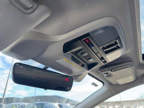 Used 2023 Subaru Crosstrek 2.5i Limited w/ Moonroof Package image 26