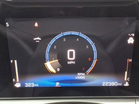 Certified 2024 Chevrolet Trax LT w/ Driver Confidence Package image 25