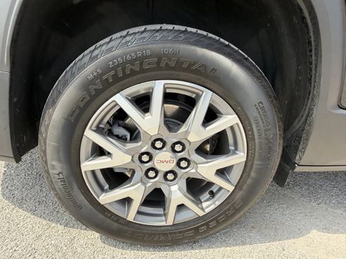 Used 2021 GMC Acadia SLT w/ Technology Package FWD image 31