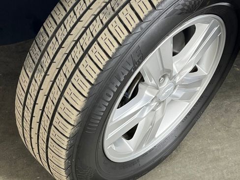 Used 2020 Chevrolet Trax LT image 36