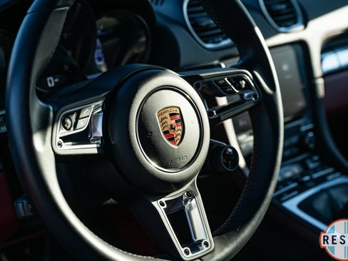 Used 2023 Porsche 718 Cayman GTS RWD image 27