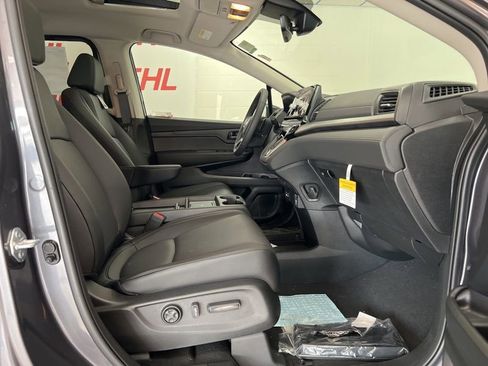 New 2026 Honda Odyssey EX-L image 13