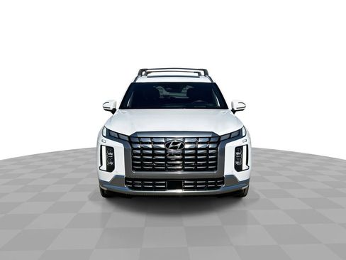 Used 2024 Hyundai Palisade Calligraphy image 3