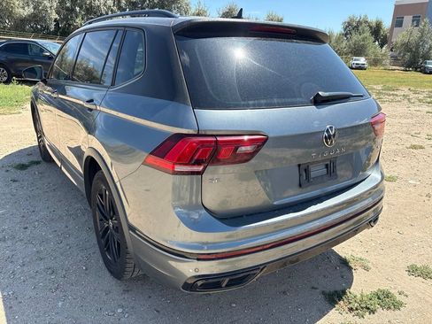 Used 2022 Volkswagen Tiguan SE R-Line AWD/4WD image 3