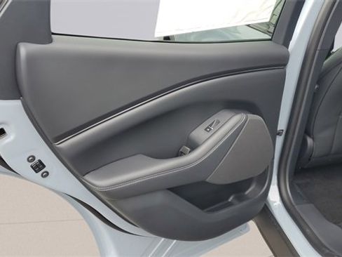 New 2025 Ford Mustang Mach-E Select image 36