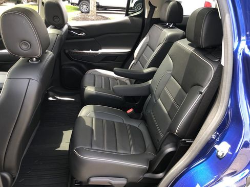 Used 2023 GMC Acadia Denali w/ Denali Ultimate Package AWD/4WD image 27