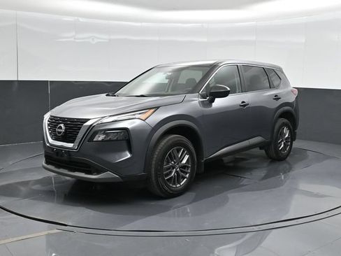 Used 2023 Nissan Rogue S AWD/4WD image 9