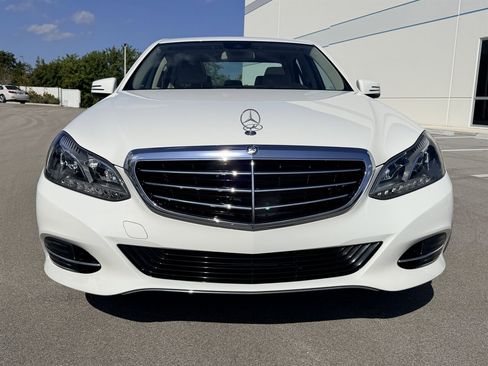 Used 2014 Mercedes-Benz E 350 Sedan w/ Premium 1 Package image 4