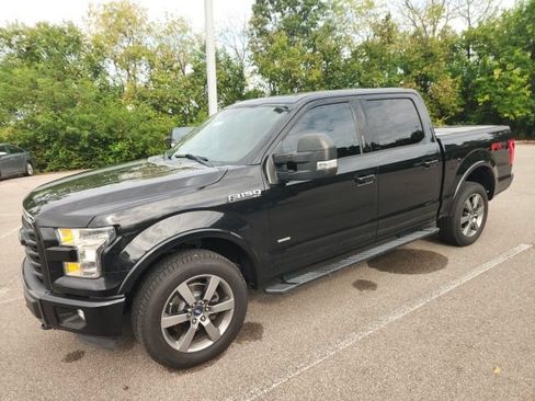Used 2015 Ford F150 XLT w/ Equipment Group 302A Luxury AWD/4WD image 12