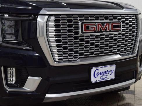 Used 2024 GMC Yukon Denali w/ LPO, Floor Liner Package image 13