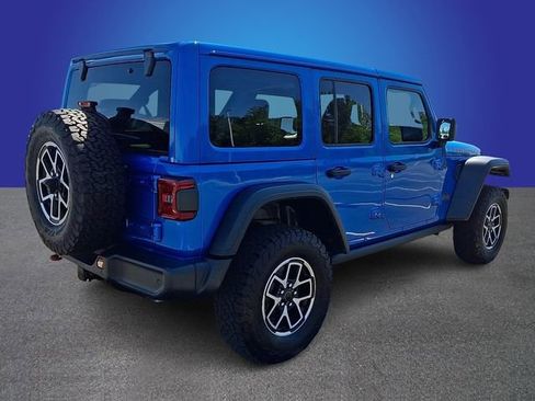 Used 2024 Jeep Wrangler Unlimited Rubicon w/ Technology Group AWD/4WD image 4
