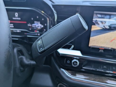 New 2024 GMC Sierra 1500 SLE w/ Preferred Package image 16