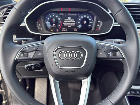 Certified 2025 Audi Q3 2.0T Premium Plus w/ Premium Plus Package image 16