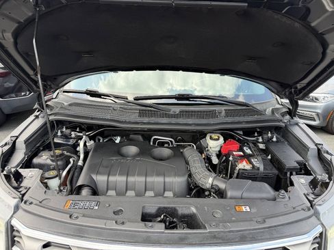 Used 2016 Ford Explorer XLT w/ Equipment Group 202A FWD image 23
